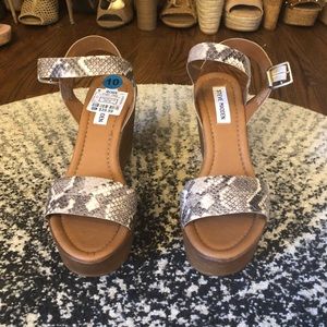 Steve Madden Wedges